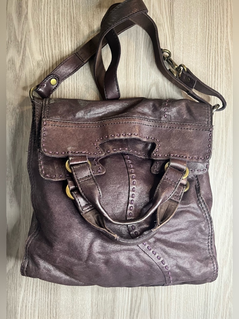 Lucky Brand Abbey Road Messenger Bag